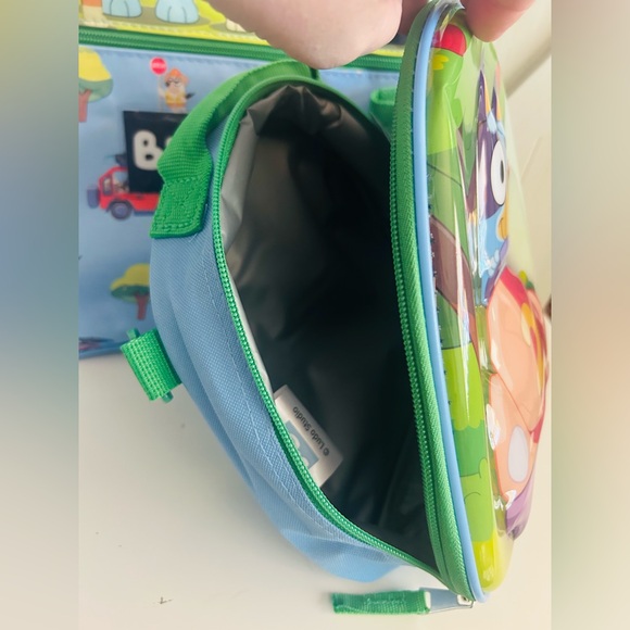 Bluey 17” Backpack w/ Lunch Bag 2-Piece Set Family Trip Theme NWT - Picture 12 of 16